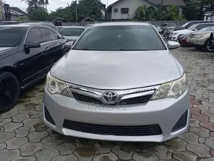 Toyota Camry 2013 Silver