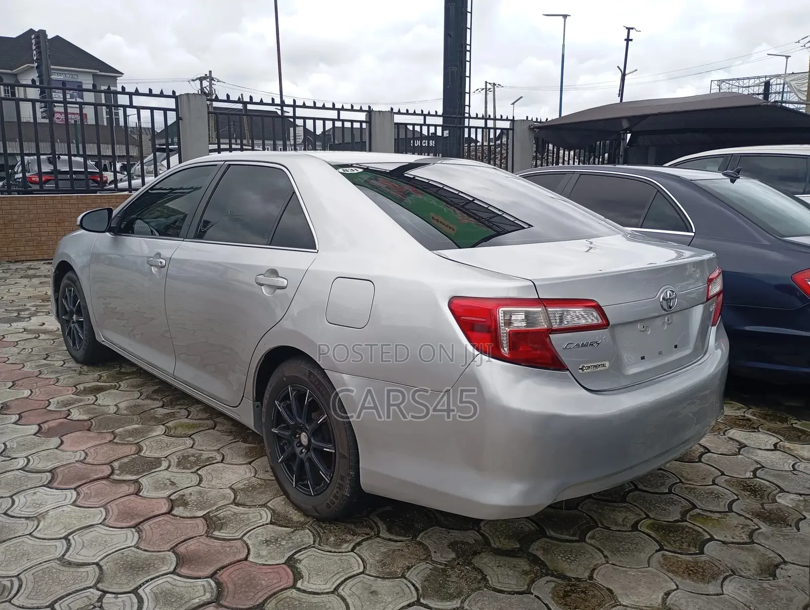 Toyota Camry 2013 Silver