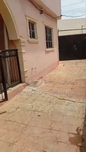Furnished 2bdrm Block of Flats in Idi Osan, Ibadan for rent