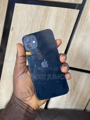 Apple iPhone 12 64 GB Black
