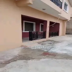 3bdrm Block of Flats in Ifako-Gbagada for rent