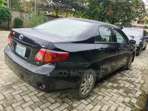 Toyota Corolla LE 4dr Sedan (1.8L 4cyl 4A) 2010 Black