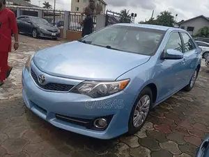 Toyota Camry 2014 Blue
