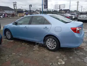 Toyota Camry 2014 Blue