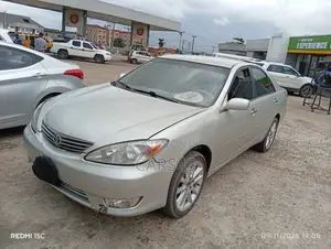 Toyota Camry 2005 Silver