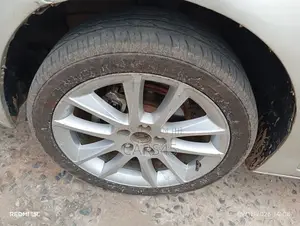 Toyota Camry 2005 Silver