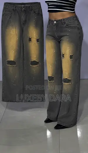 Women’s Grey Distressed Wide-Leg Jeans | Sizes 28–32