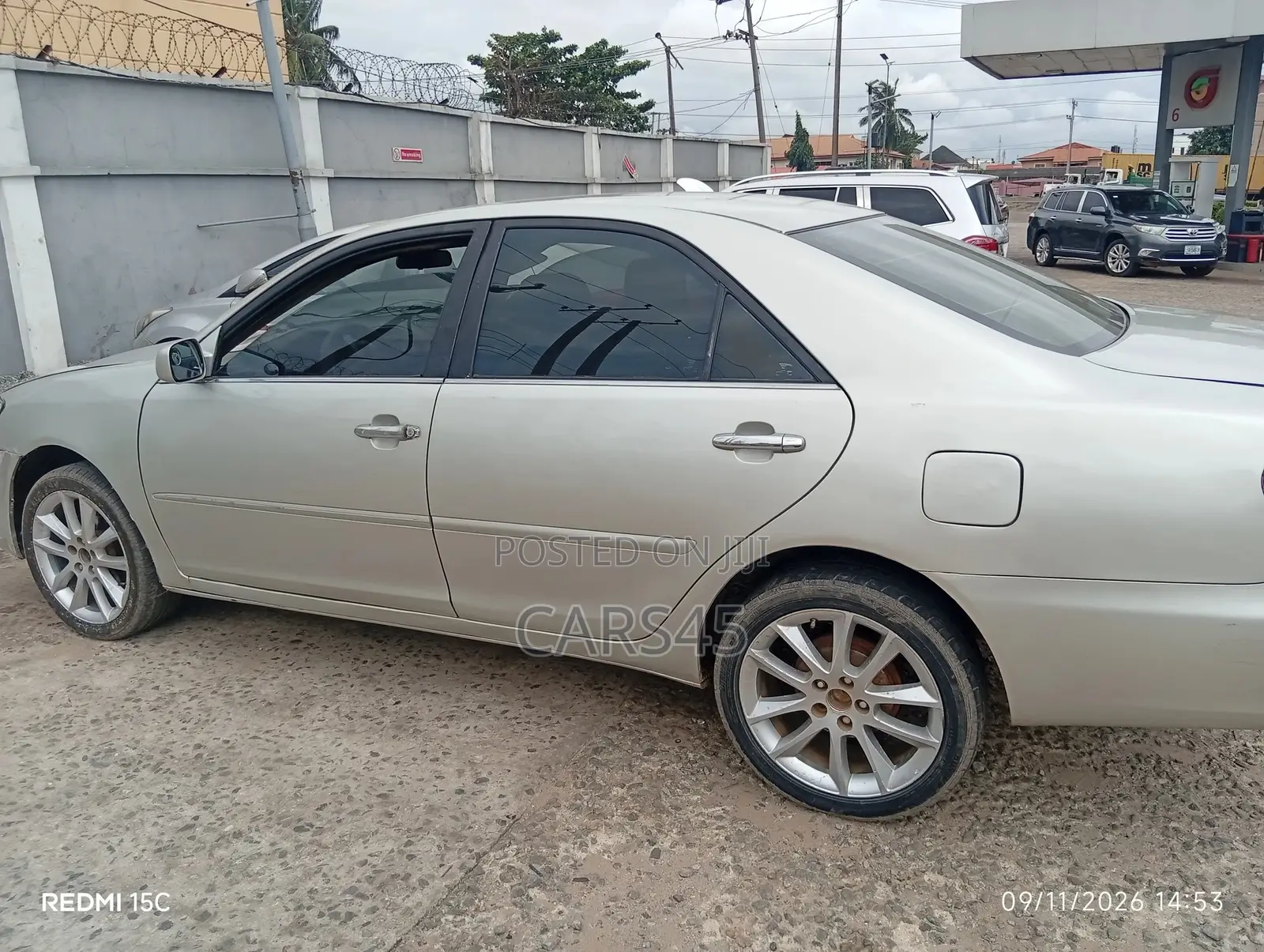 Toyota Camry 2005 Silver