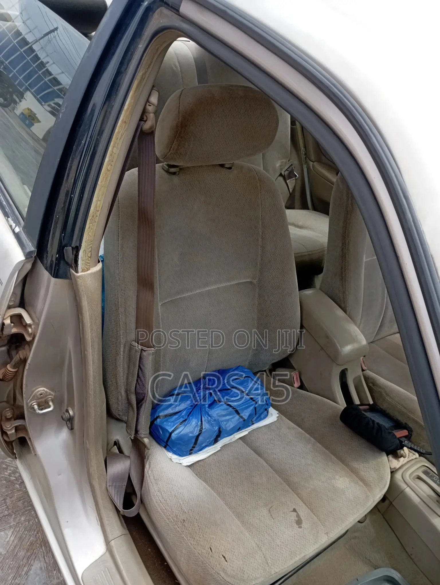 Toyota Corolla 2001 Brown