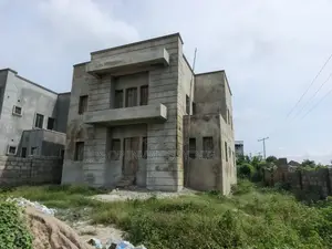 4bdrm Duplex in Surram Estate, Sabon Lugbe for sale