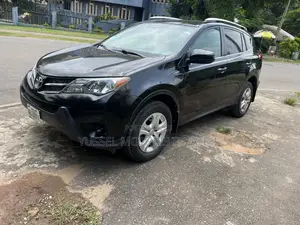 Toyota RAV4 LE AWD (2.5L 4cyl 6A) 2013 Gray