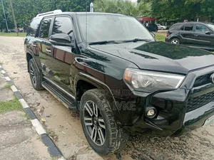 Toyota 4-Runner TRD PRO 4dr SUV 4WD (4.0L 6cyl 5A) 2015 Black