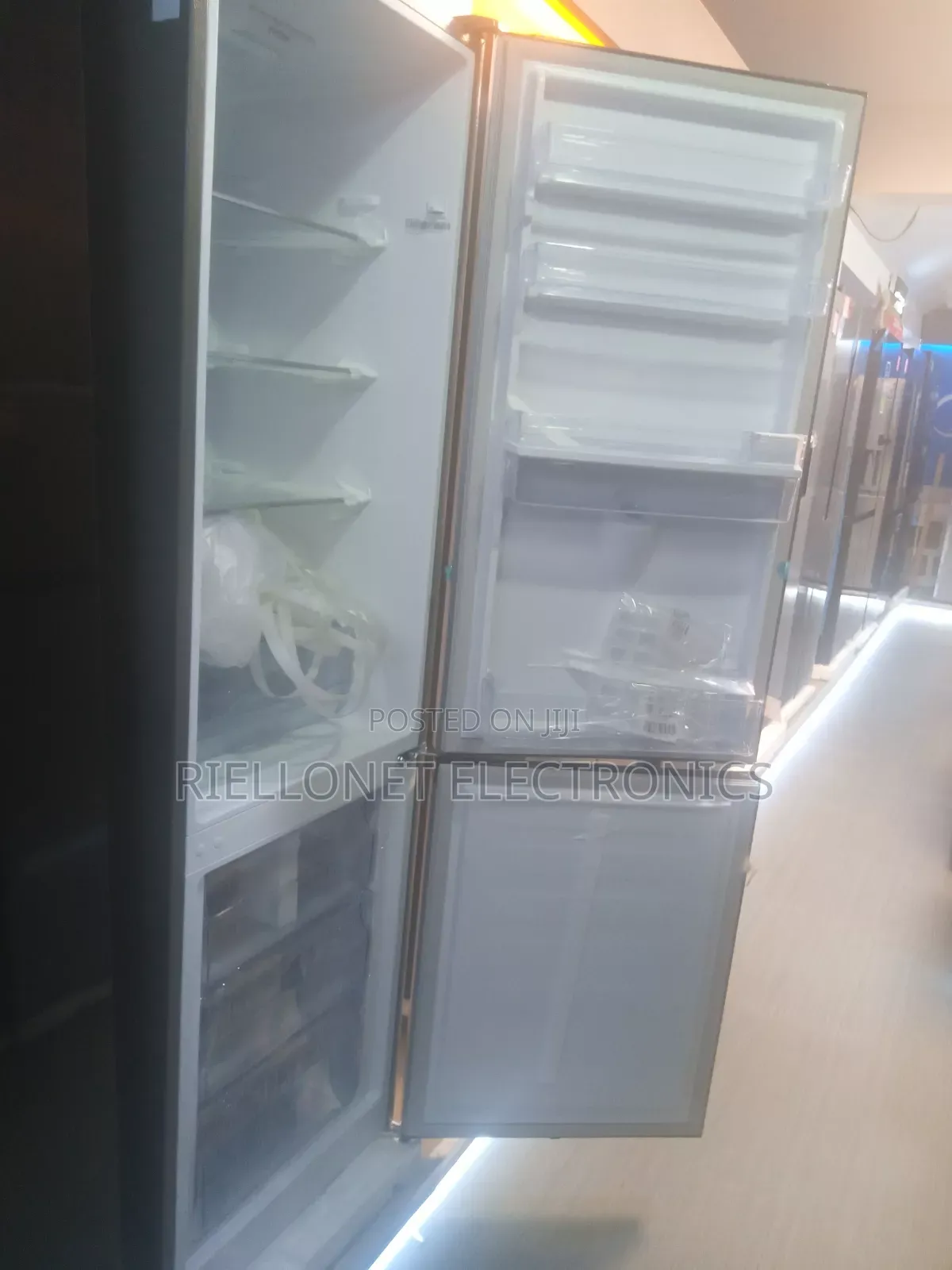 Hisense Double Door Bottom Freezer