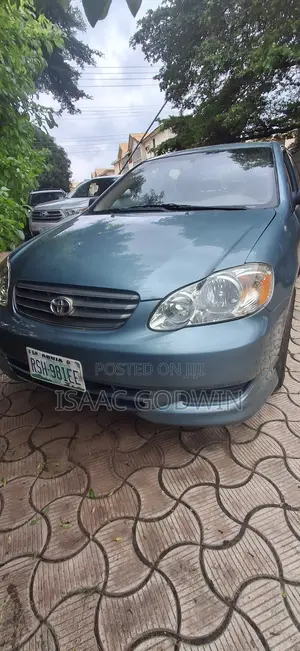 Toyota Corolla 2013 Green
