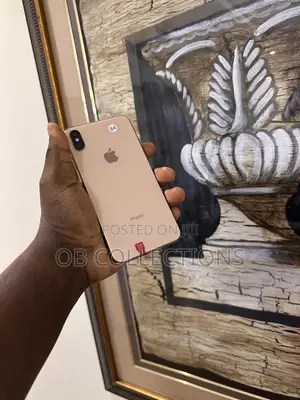 Apple iPhone XS Max 64 GB Gold