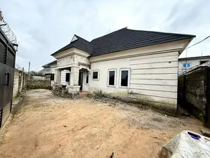 3bdrm Bungalow in Port-Harcourt for sale