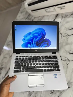 Laptop HP EliteBook 820 G3 8GB Intel Core i5 SSD 256GB