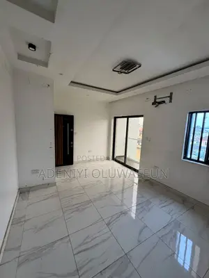 Mini Flat in Onike for rent