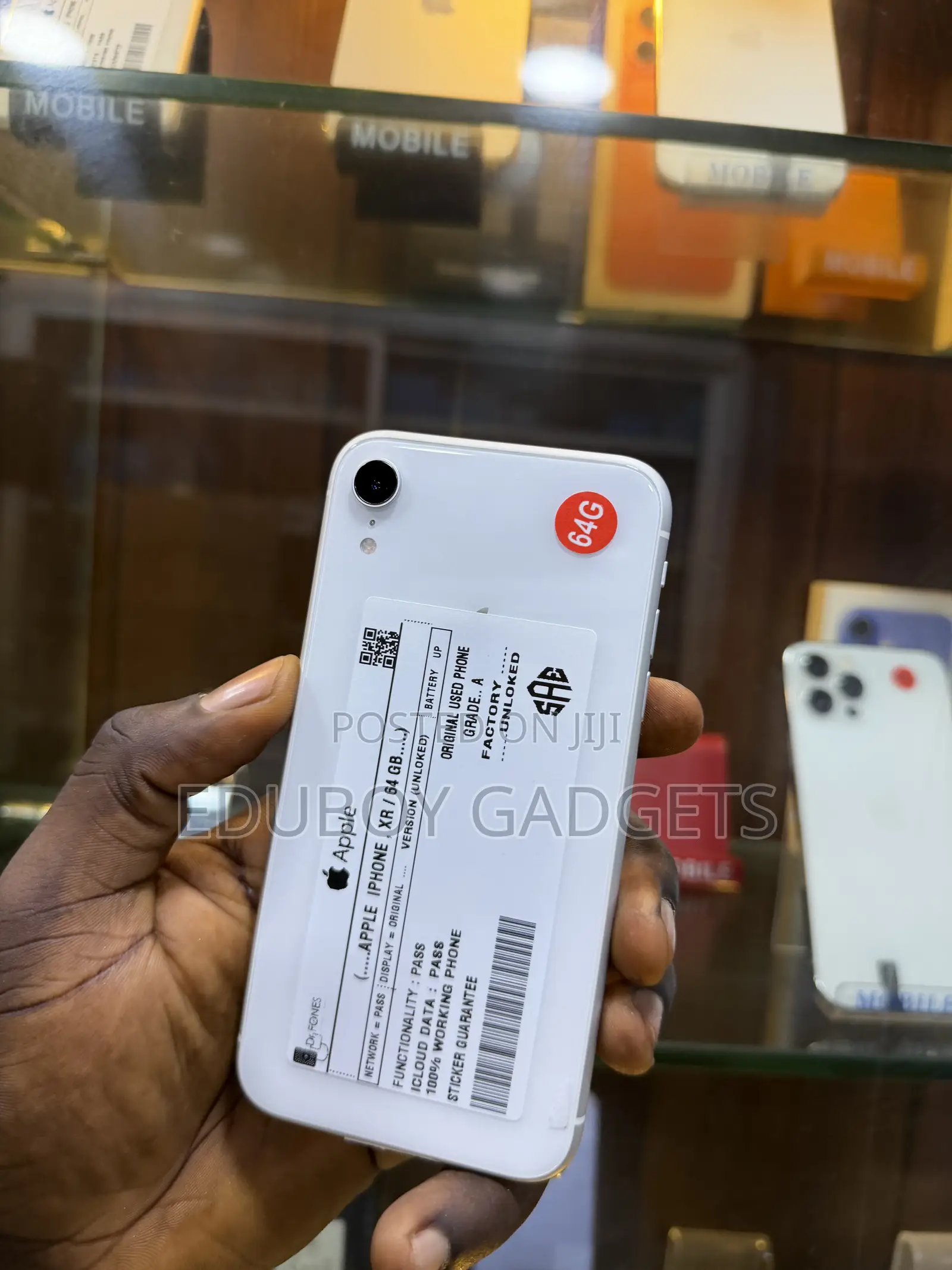 Apple iPhone XR 64 GB White