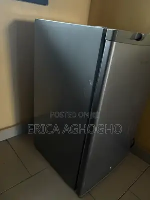 Hisense 100L Single Door Refrigerator (Model: REF 100DR or 100DR).