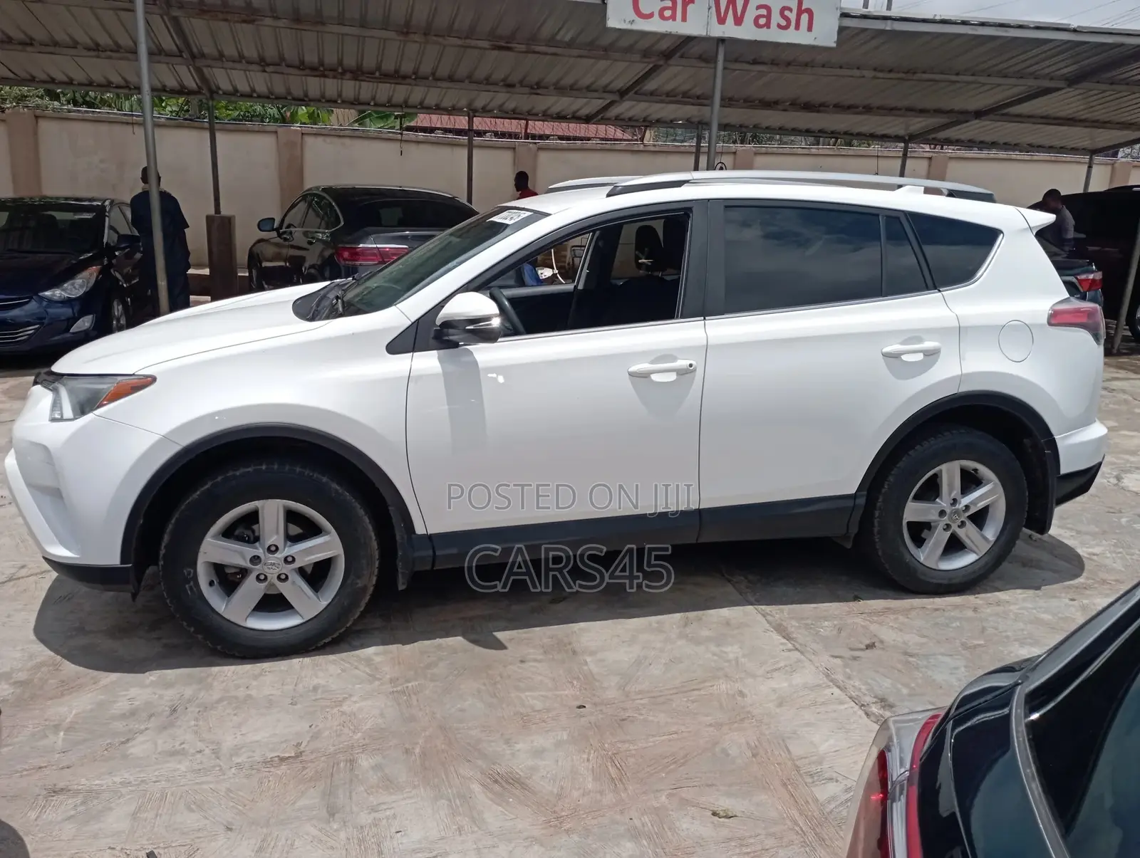 Toyota RAV4 2018 White