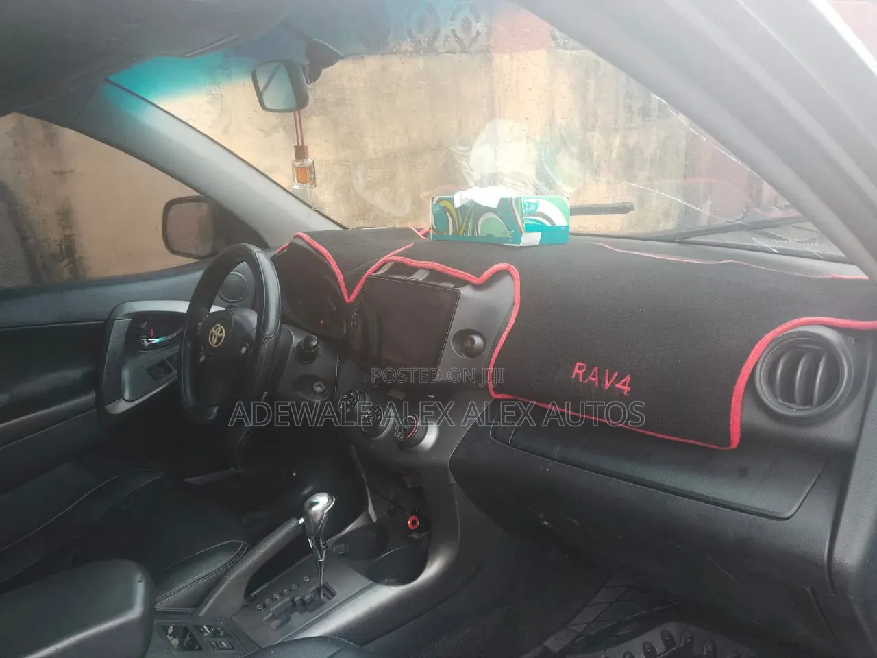 Toyota RAV4 3.5 2011 Gray