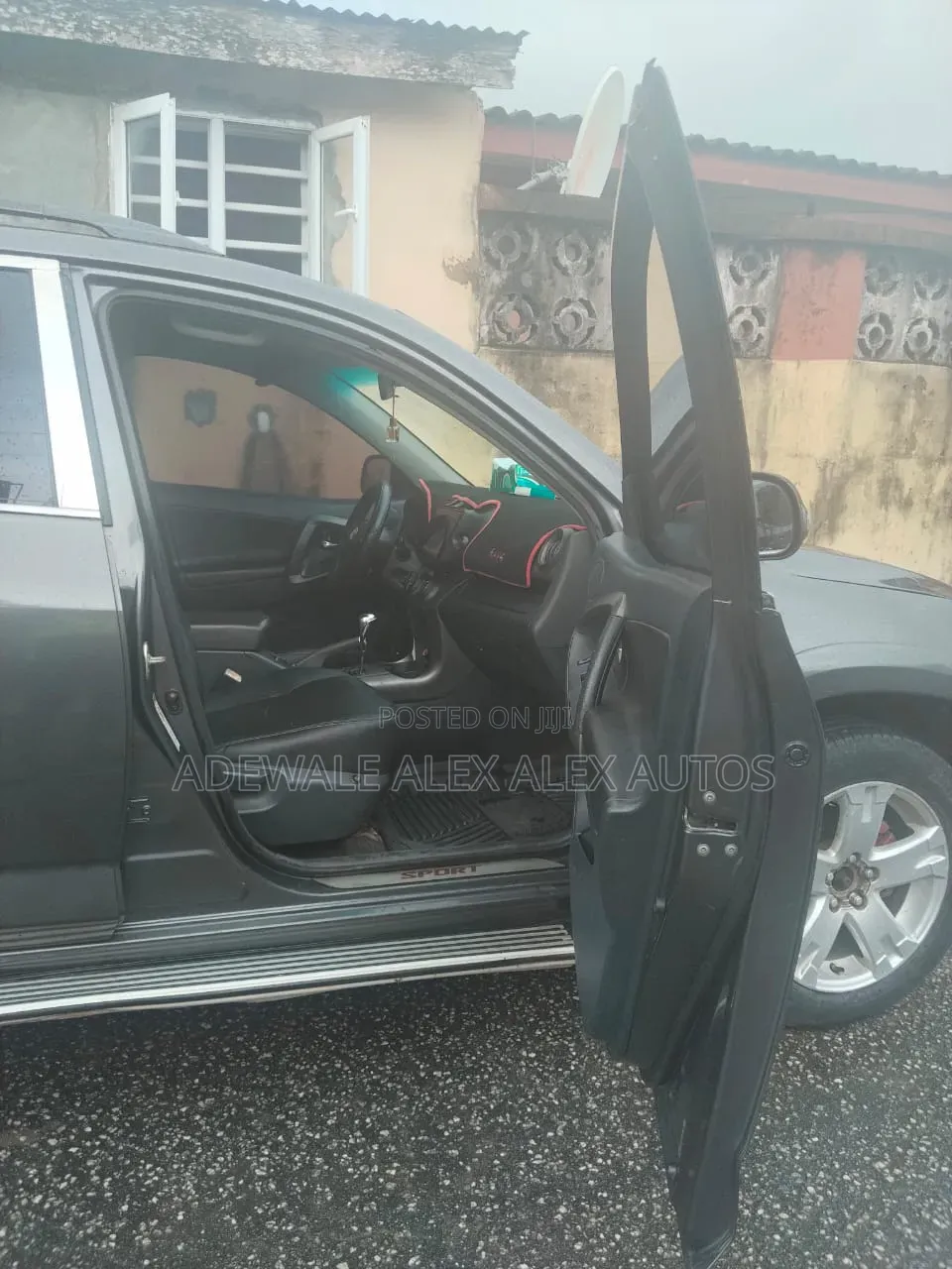 Toyota RAV4 3.5 2011 Gray