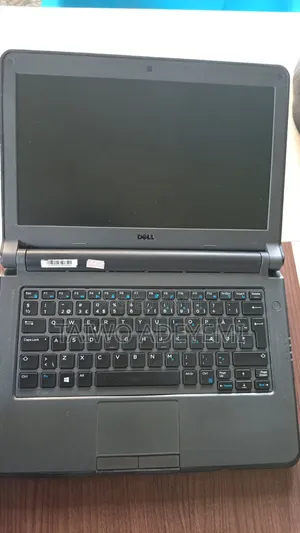 Laptop Dell Latitude 3340 8GB Intel Core i3 SSD 128GB