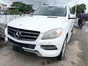 Mercedes-Benz M Class 2015 White