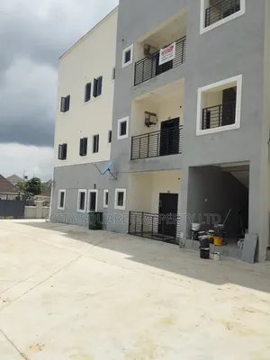3bdrm Block of Flats in Peace Estate, Sabon Lugbe for rent