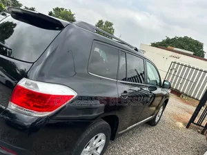 Toyota Highlander 2013 Black
