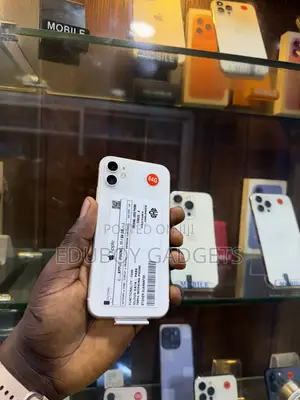 Apple iPhone 11 64 GB White