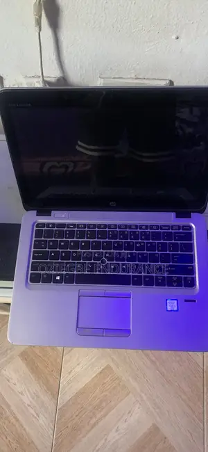Laptop HP EliteBook 820 G3 8GB Intel Core i5 SSD 256GB