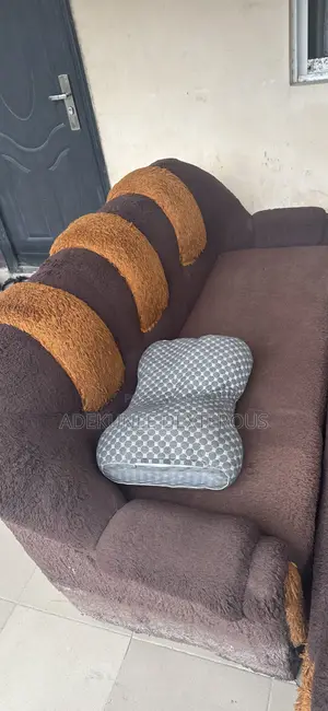5Seater Sofas in Lekki