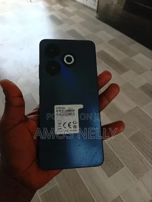 Infinix Smart 8 64 GB White