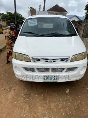 Toyota TownAce 2000 White