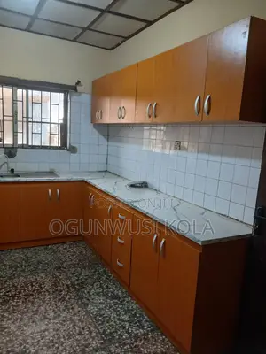 3bdrm Apartment in Awuse Estate, Ikeja, Opebi for rent