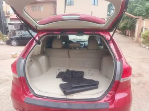 Toyota Venza 2010 Red