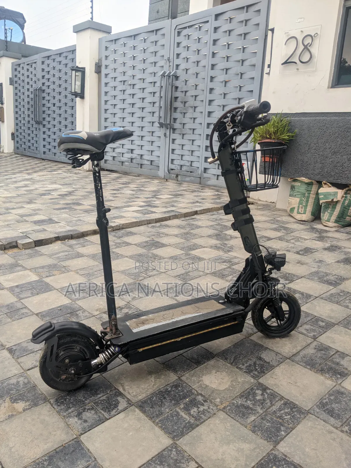 Titan 2020 Black
