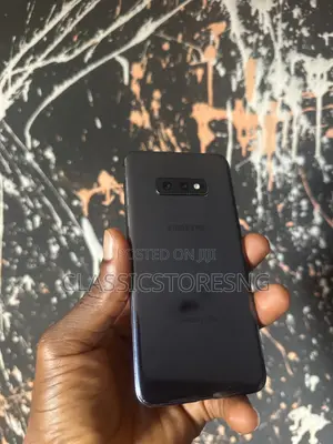 Samsung Galaxy S10e 128 GB Gray