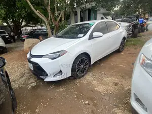 Toyota Corolla 2017 White
