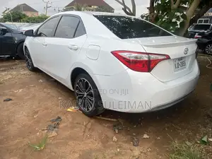Toyota Corolla 2017 White
