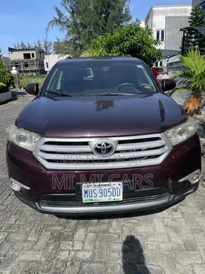 Toyota Highlander Limited 3.5L 2WD 2013 Brown