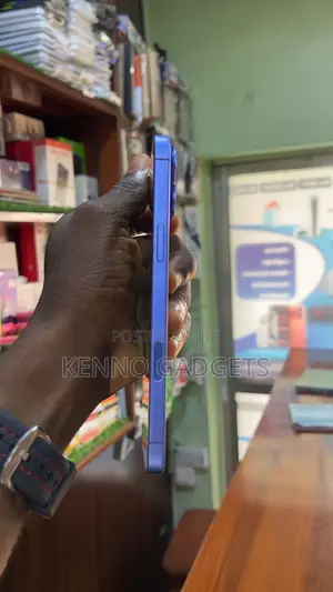 Apple iPhone 16 Plus 128 GB Blue