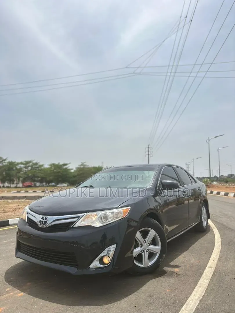 Toyota Camry 2013 Black