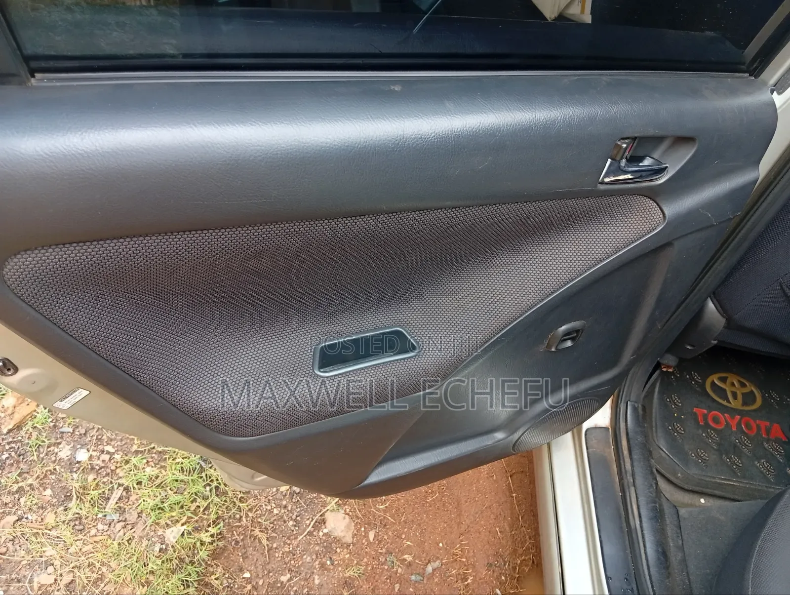 Toyota Matrix 2004 Silver