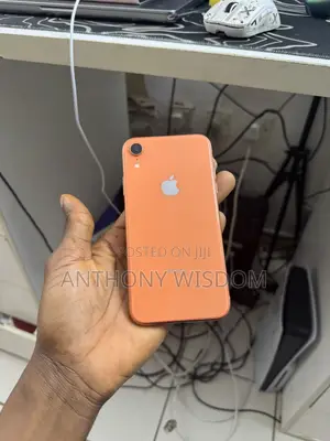 Apple iPhone XR 64 GB Orange