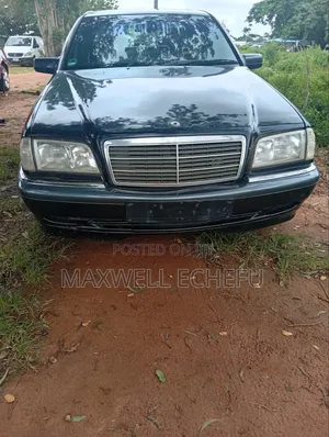 Mercedes-Benz C180 2002 Black