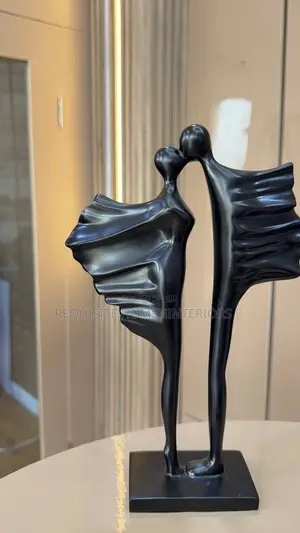 Newa Love Story Figurine