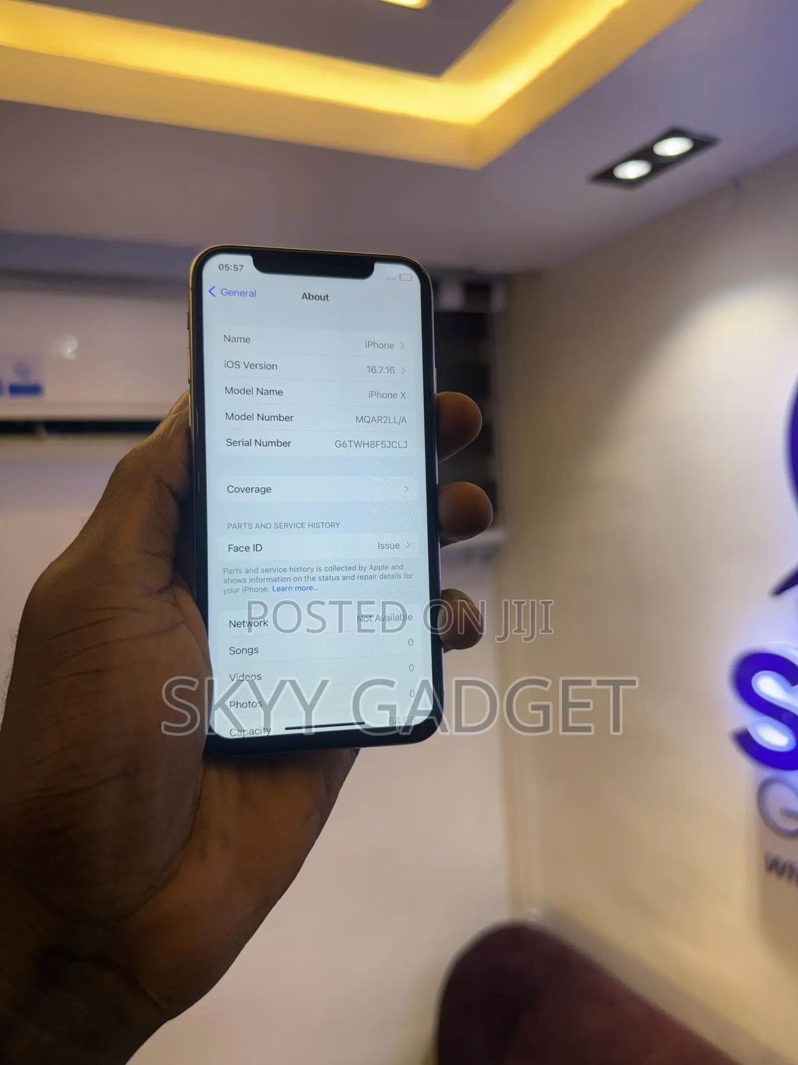 Apple iPhone X 64 GB White